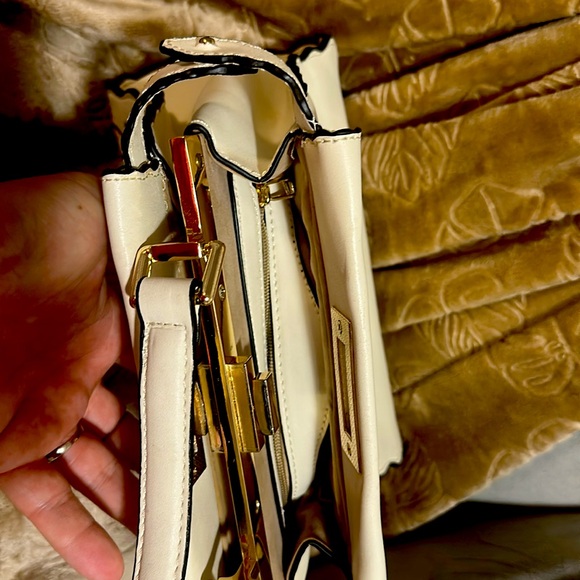 Hand bag - Picture 4 of 6